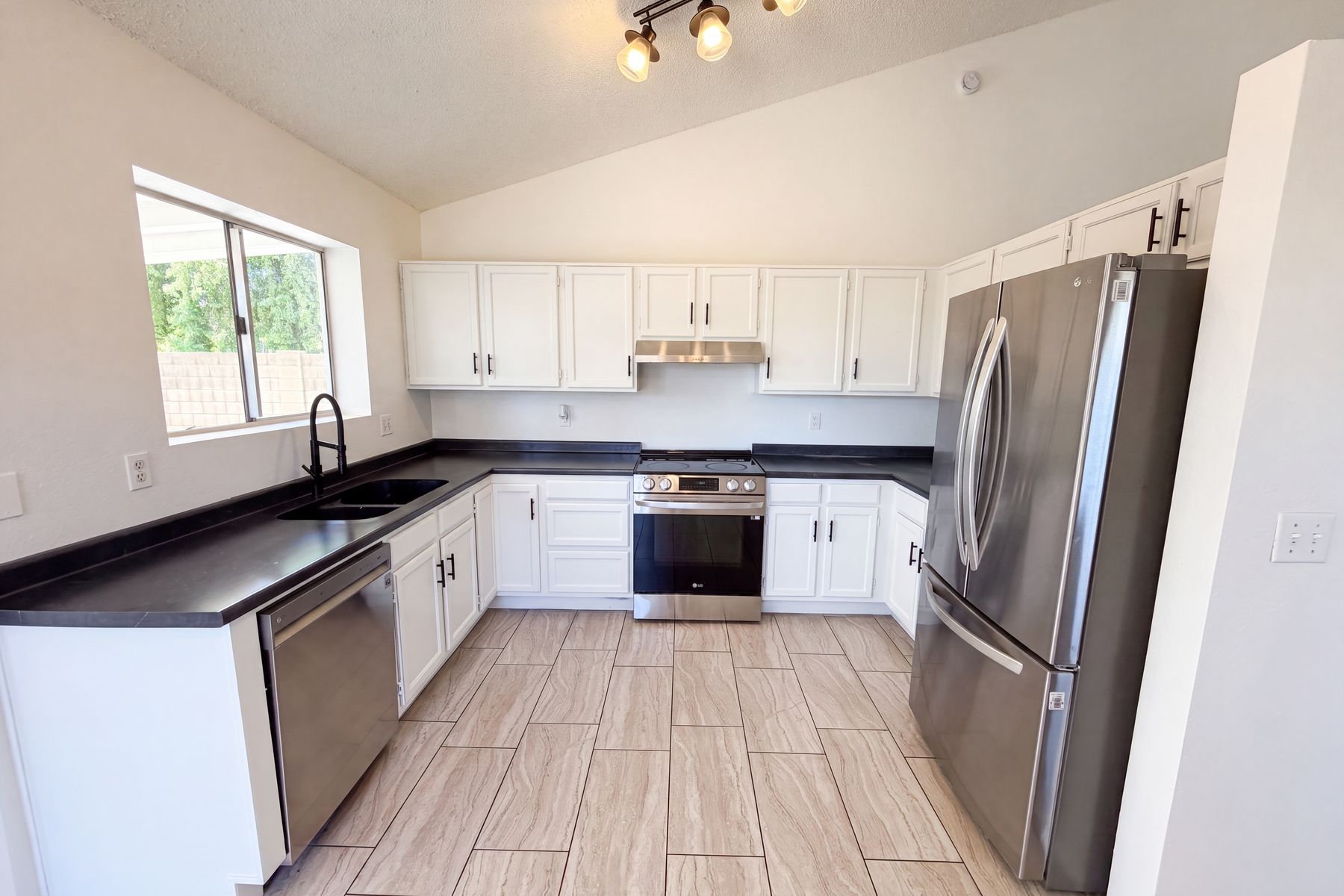 Photo 2 of 21 of 1111 N 64th St, Mesa, AZ