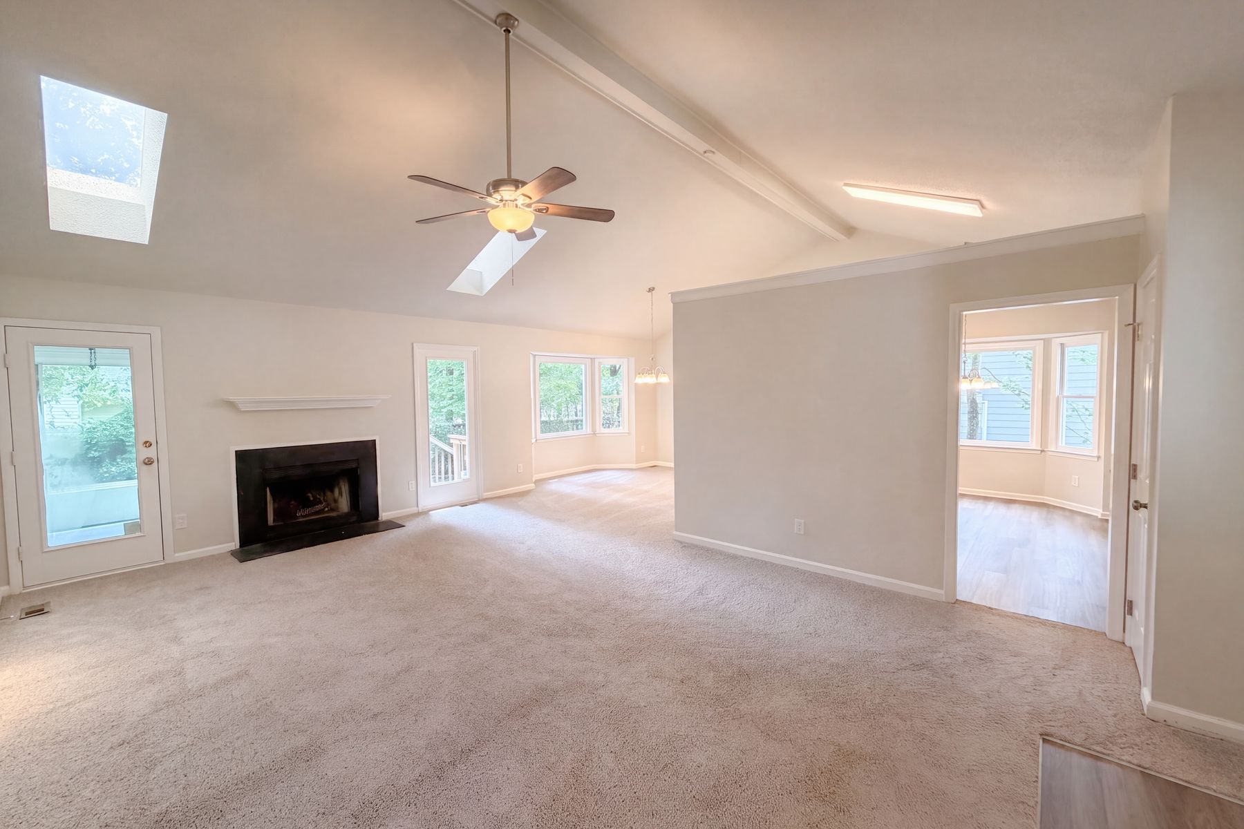 Property photo 3 of 1004 Clifford Dr