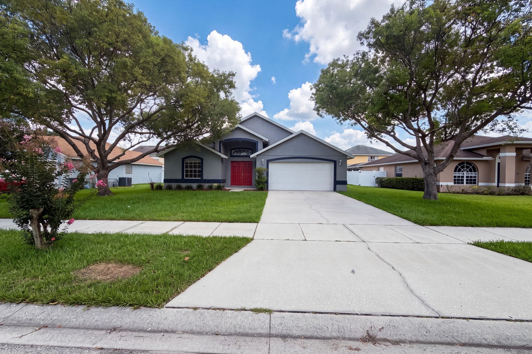 Photo 2 of 31 of 721 Sunburst Cove Ln, Winter Garden, FL