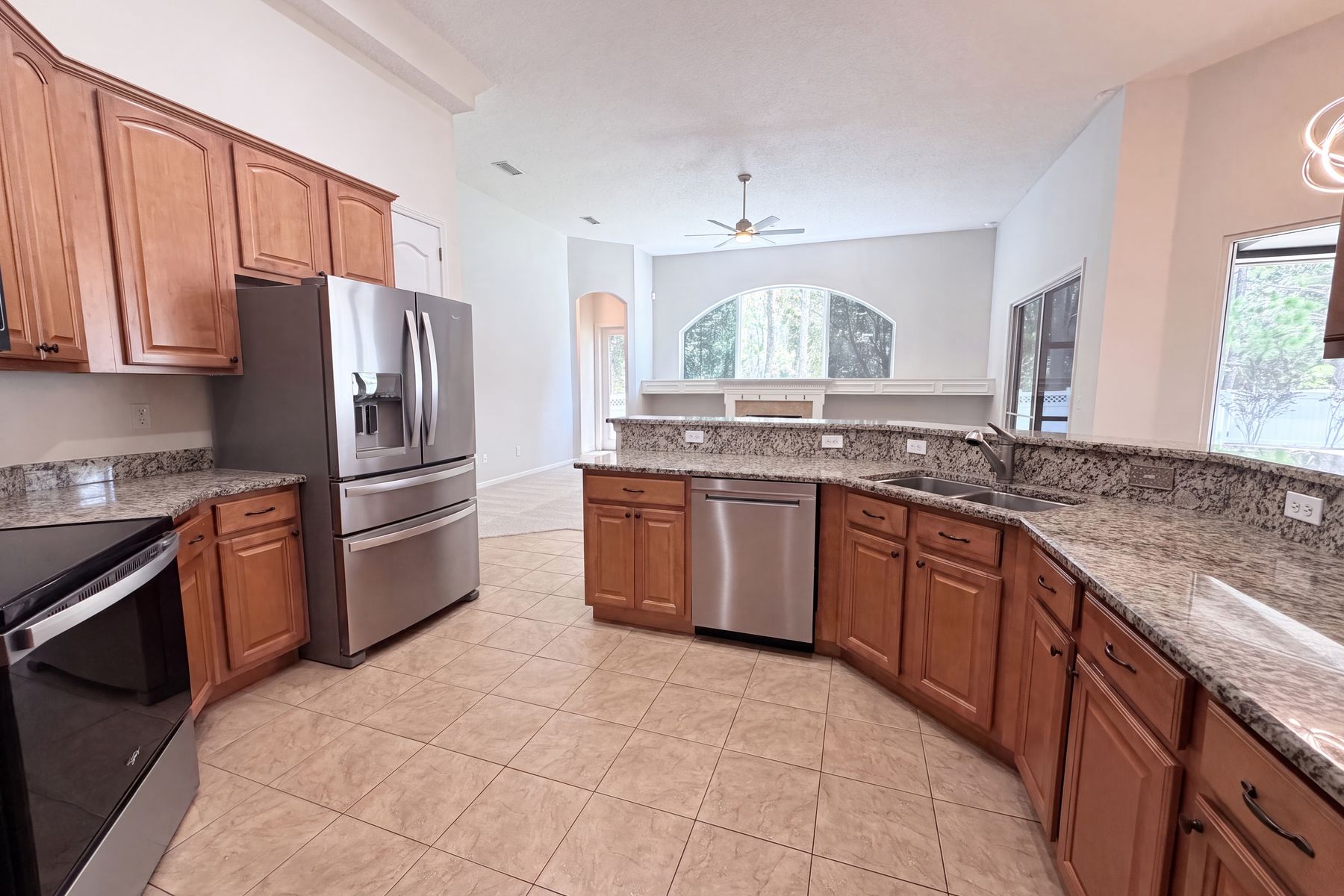 Photo 2 of 21 of 845 Songbird Dr, Orange Park, FL