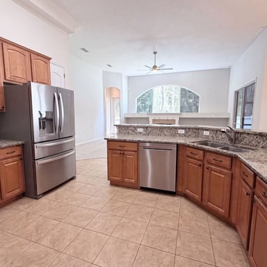 Property photo 2 of 845 Songbird Dr