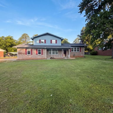 Property photo 1 of 1248 Christopher Cir