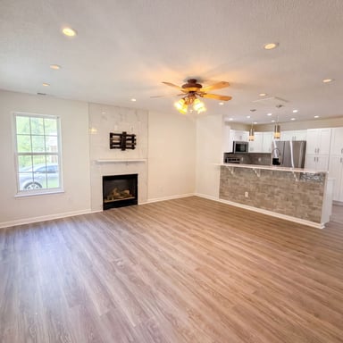 Property photo 3 of 6032 Briggs Dr