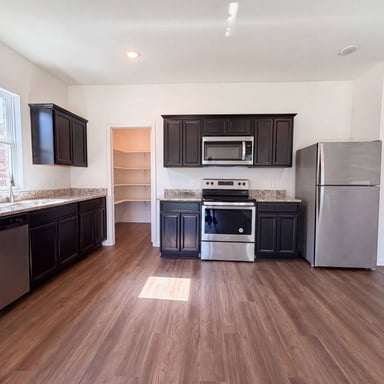 Property photo 2 of 429 Starboard Dr