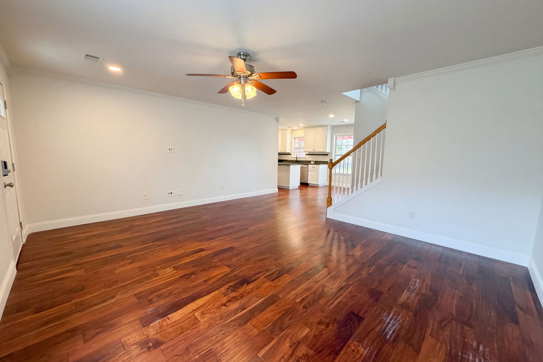 Property photo 3 of 202 Arbor Oaks Dr