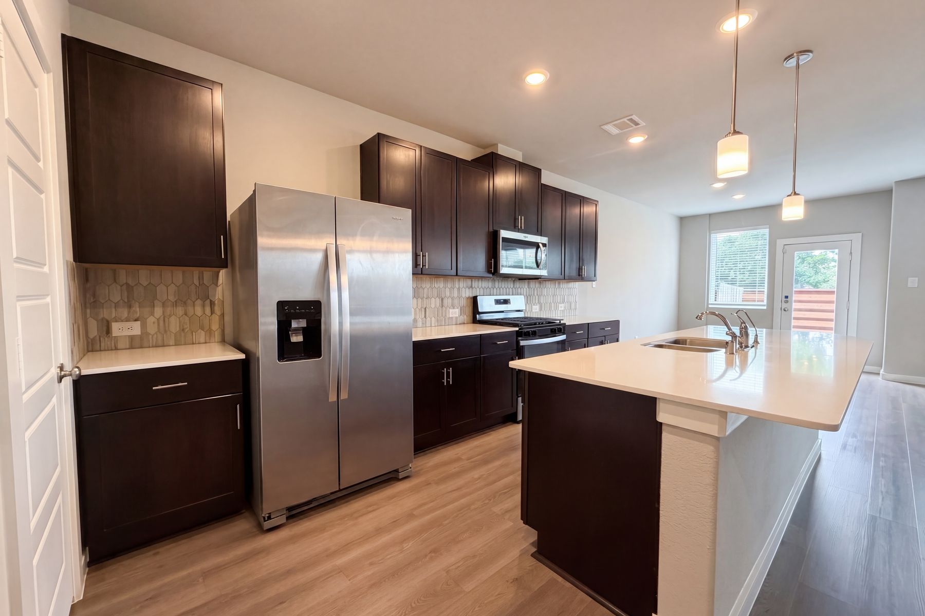 Photo 2 of 19 of 14707 Silent Gulf Ave, Houston, TX