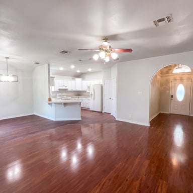 Property photo 3 of 2106 Geneva St