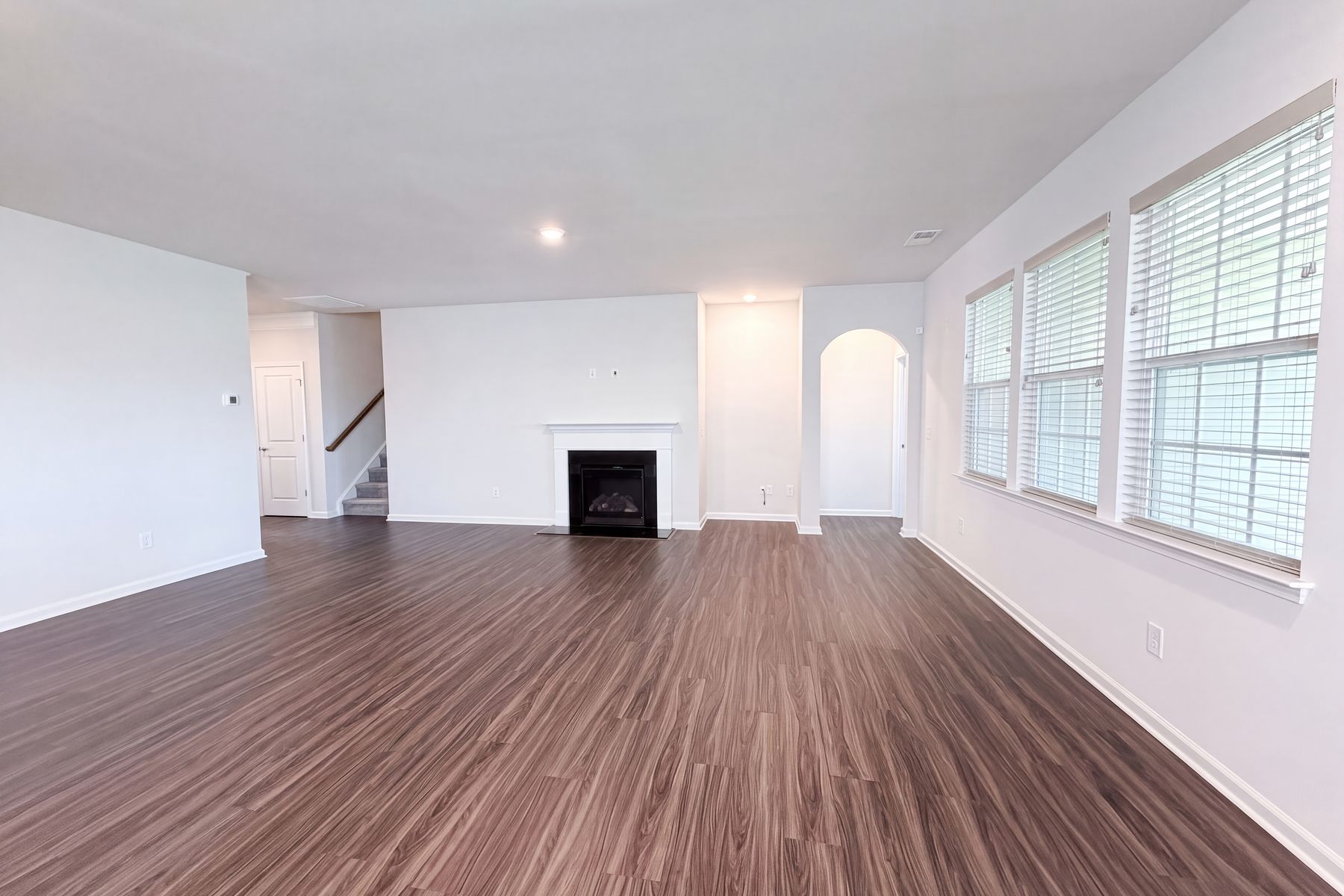 Property photo 3 of 190 Abersham Dr