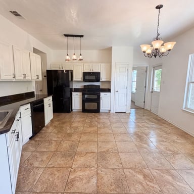 Property photo 2 of 7712 Redbrush