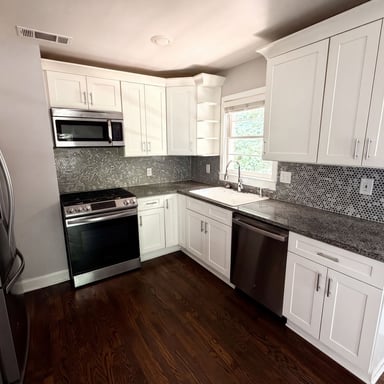 Property photo 2 of 2336 Nesbitt Dr NE