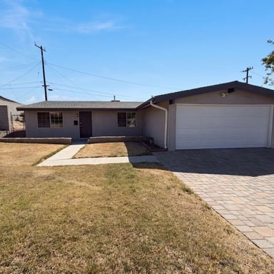 Property photo 1 of 19016 Felbridge St