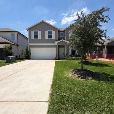 Property photo 1 of 25635 Balsamroot Dr