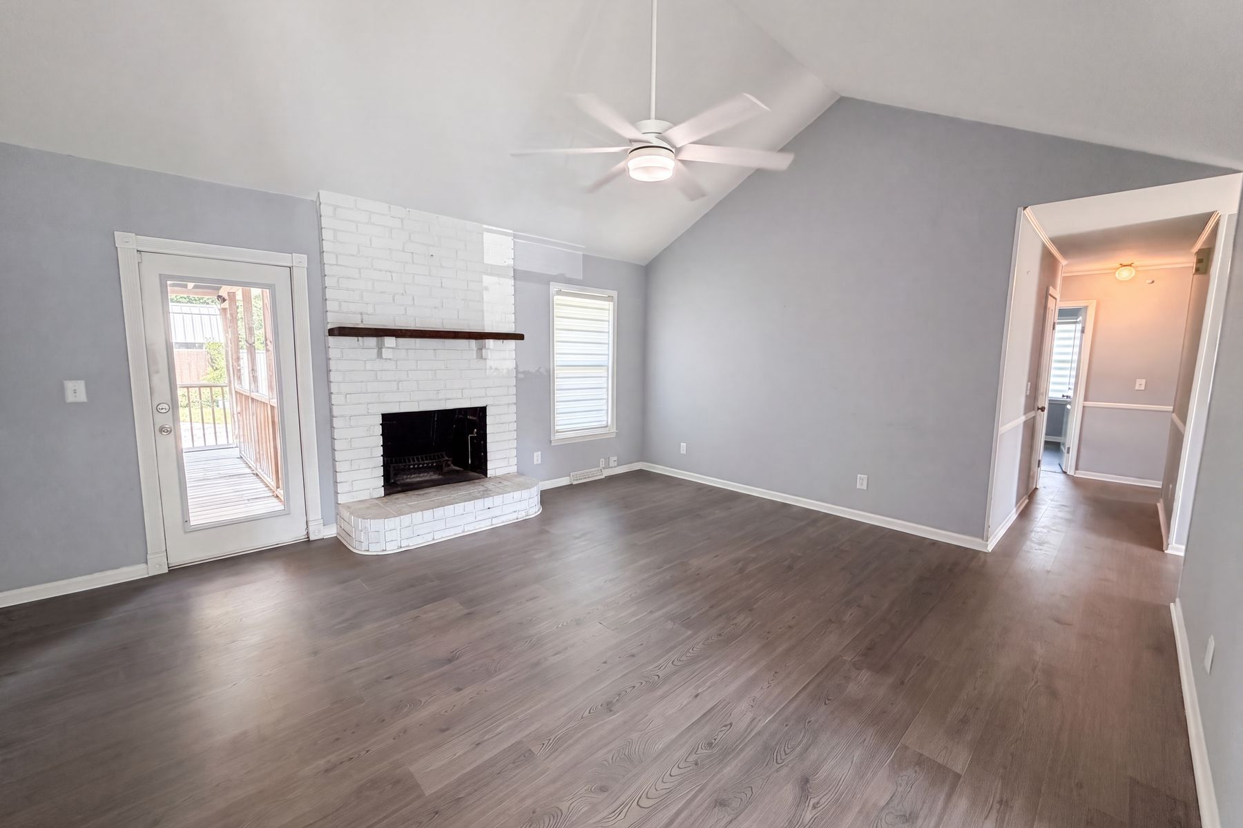Property photo 3 of 189 Tall Pines Rd
