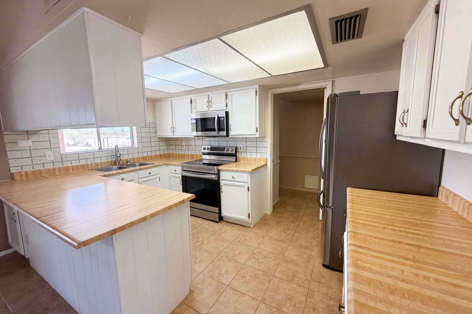 Photo 2 of 39 of 2035 S 227th Ave, Buckeye, AZ