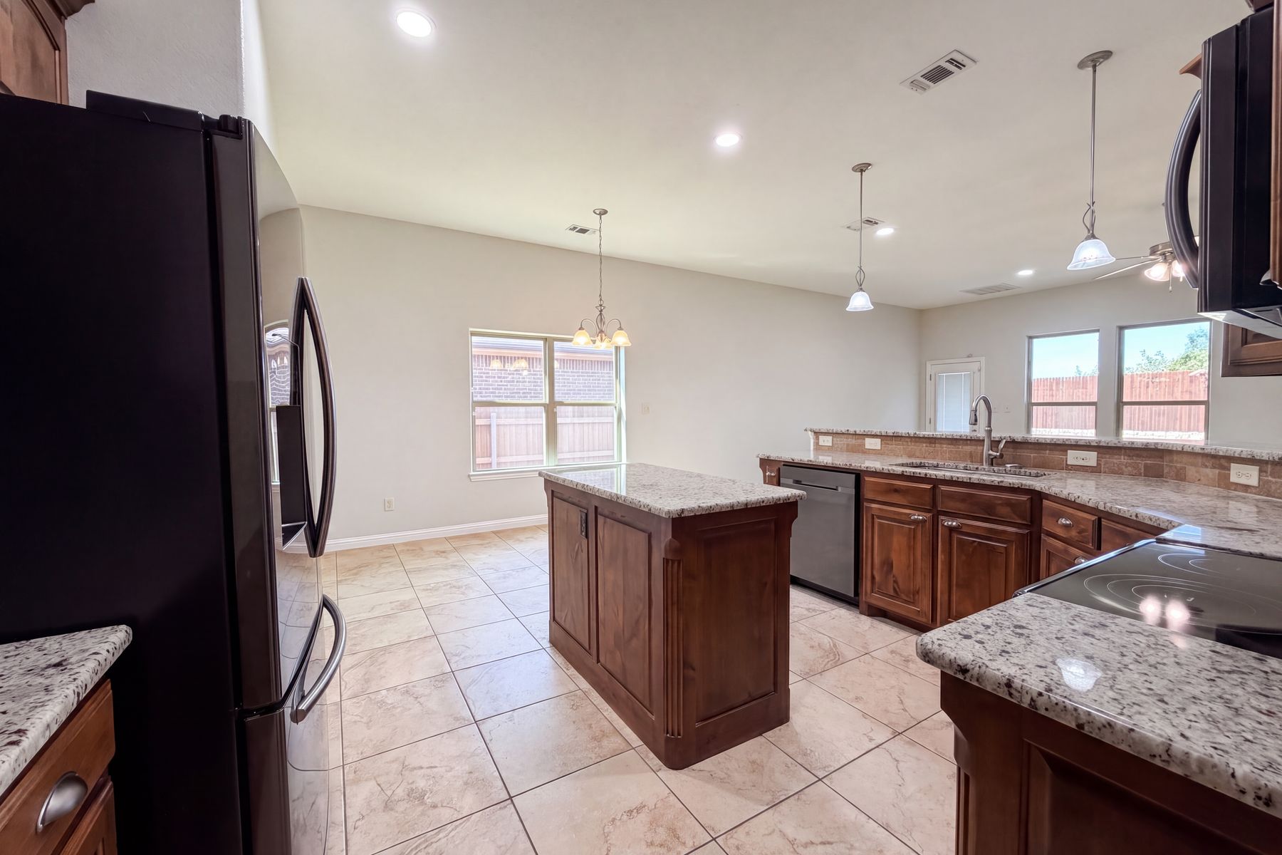 Photo 2 of 19 of 120 Donna Cir, Granbury, TX