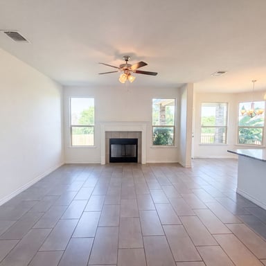 Property photo 3 of 5614 Fenton Ln