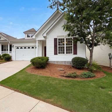 Property photo 1 of 64 Garden Grv