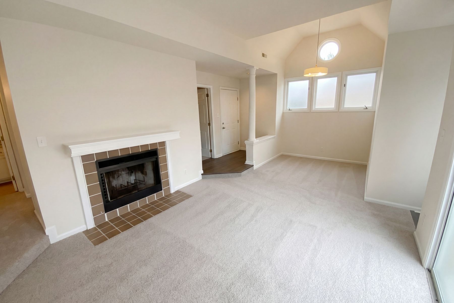 Property photo 3 of 1101 E Morehead St Apt 33