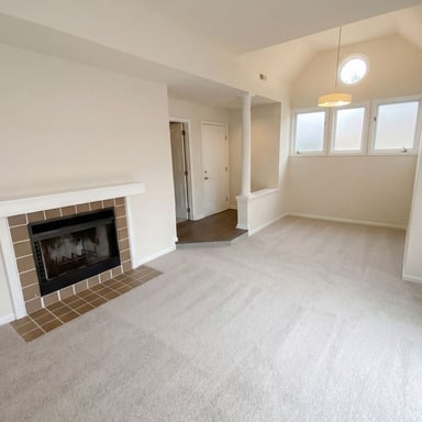 Property photo 3 of 1101 E Morehead St Apt 33