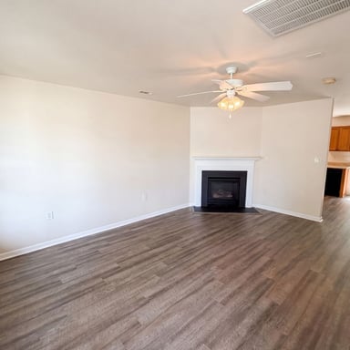 Property photo 3 of 1131 Jordans Pond Ln
