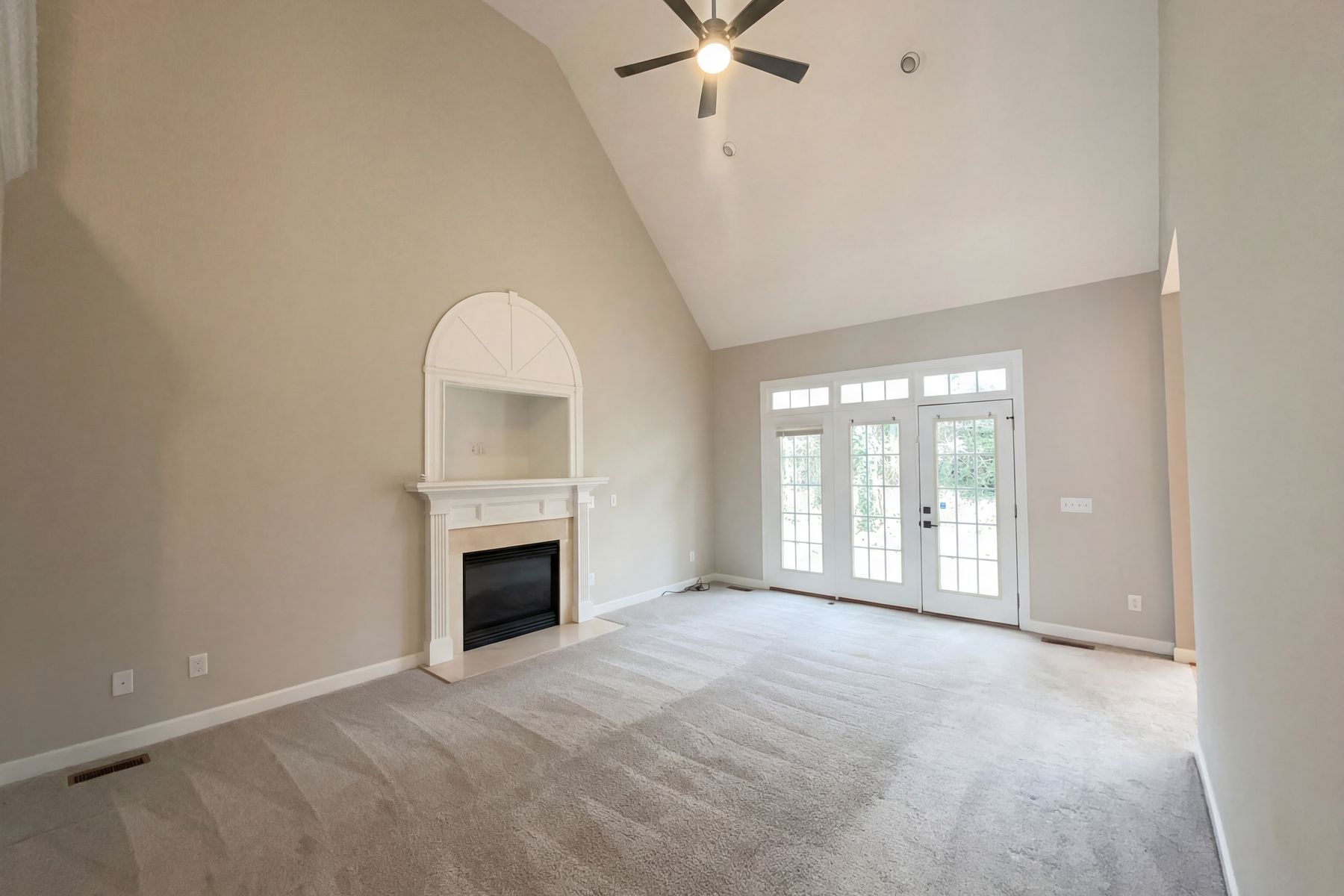 Property photo 3 of 6412 Pleasant Creek Ct