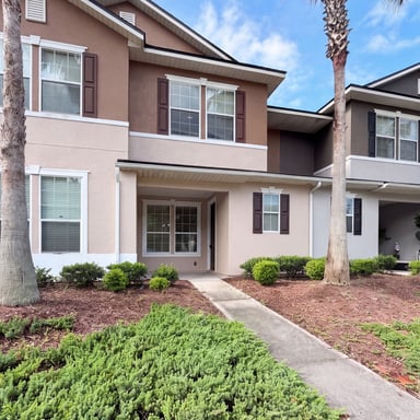 Property photo 1 of 4220 Plantation Oaks Blvd Unit 1813