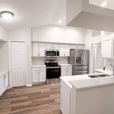 Property photo 2 of 5217 Ponce De Leon Blvd