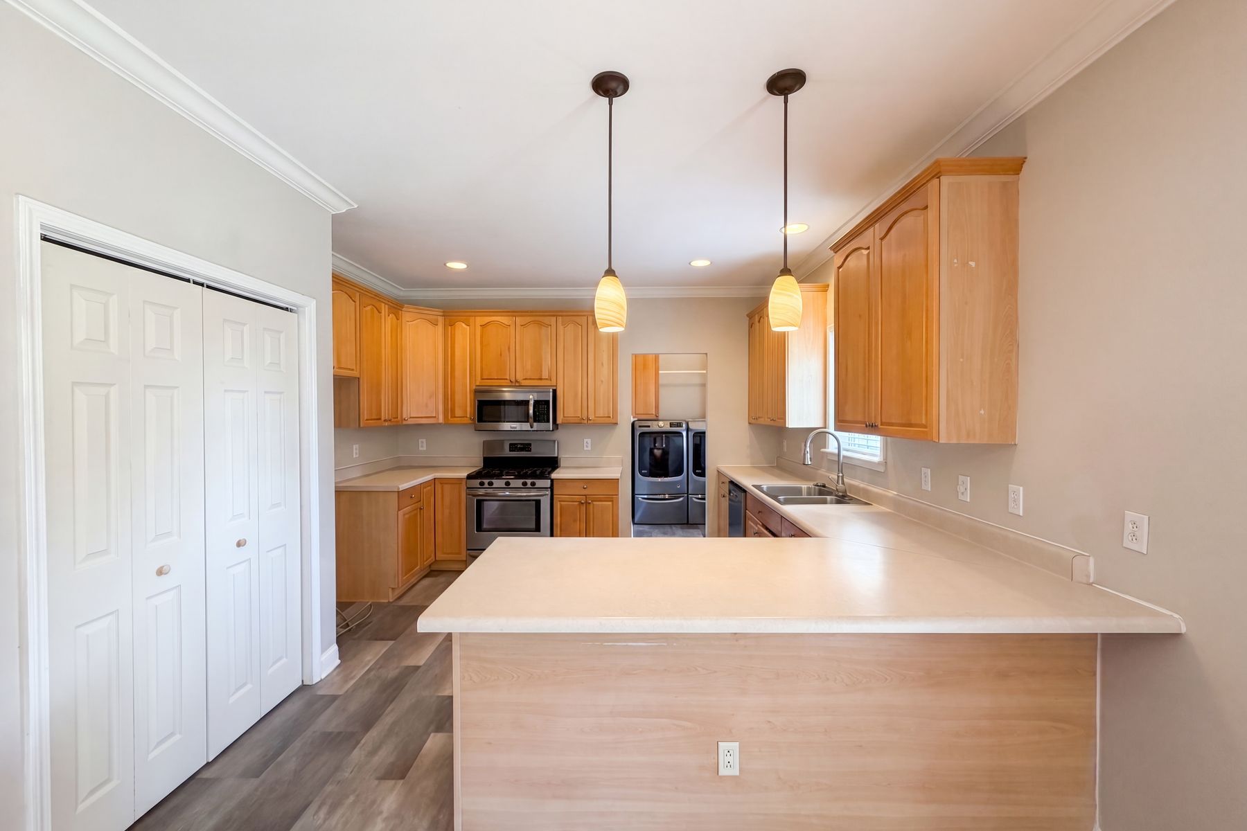 Photo 2 of 19 of 3622 Gibson Rd, Durham, NC
