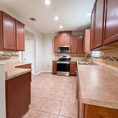 Property photo 2 of 5733 Ty Lindstrom