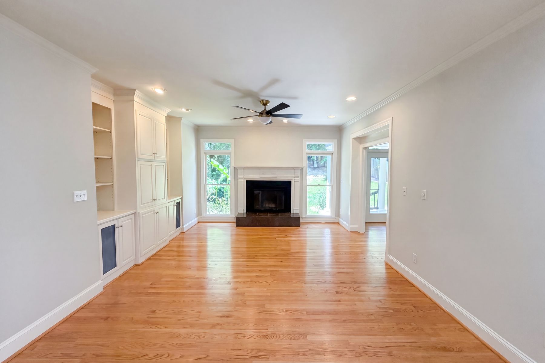 Property photo 3 of 5309 Lancelot Dr