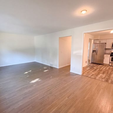 Property photo 3 of 4423 Tyler St NE