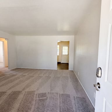 Property photo 3 of 918 Harrison Ave