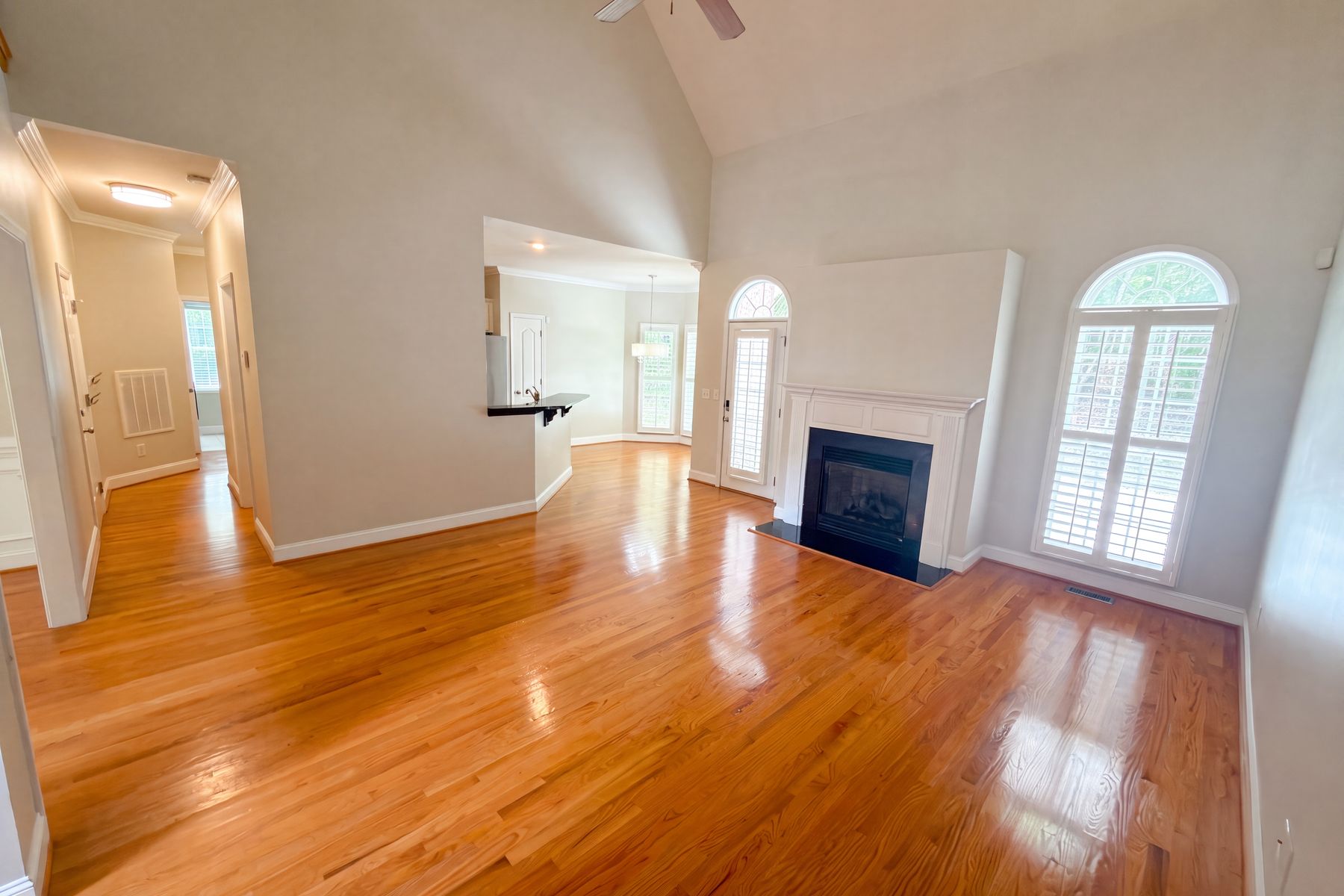 Property photo 3 of 4528 Ferguson Cir