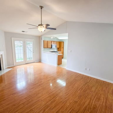Property photo 3 of 4493 Easywater Ln