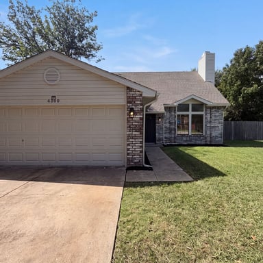 Property photo 1 of 4300 Windwillow Ct