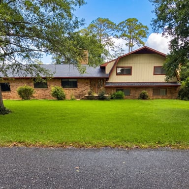 Property photo 1 of 502 Bradley Ave