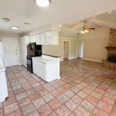Property photo 2 of 1902 New Orleans St