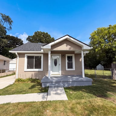 Property photo 1 of 21420 Jefferson St