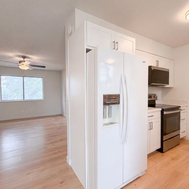Property photo 2 of 7715 4th St