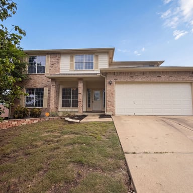 Property photo 1 of 118 W Running Wolf Trl