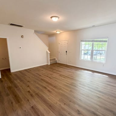 Property photo 3 of 8321 Candlenut Ln