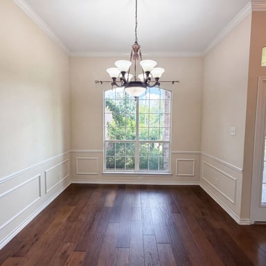 Property photo 2 of 11117 Weatherford Dr