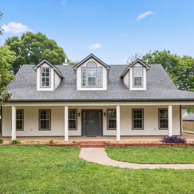 Property photo 1 of 302 Bascom Rd