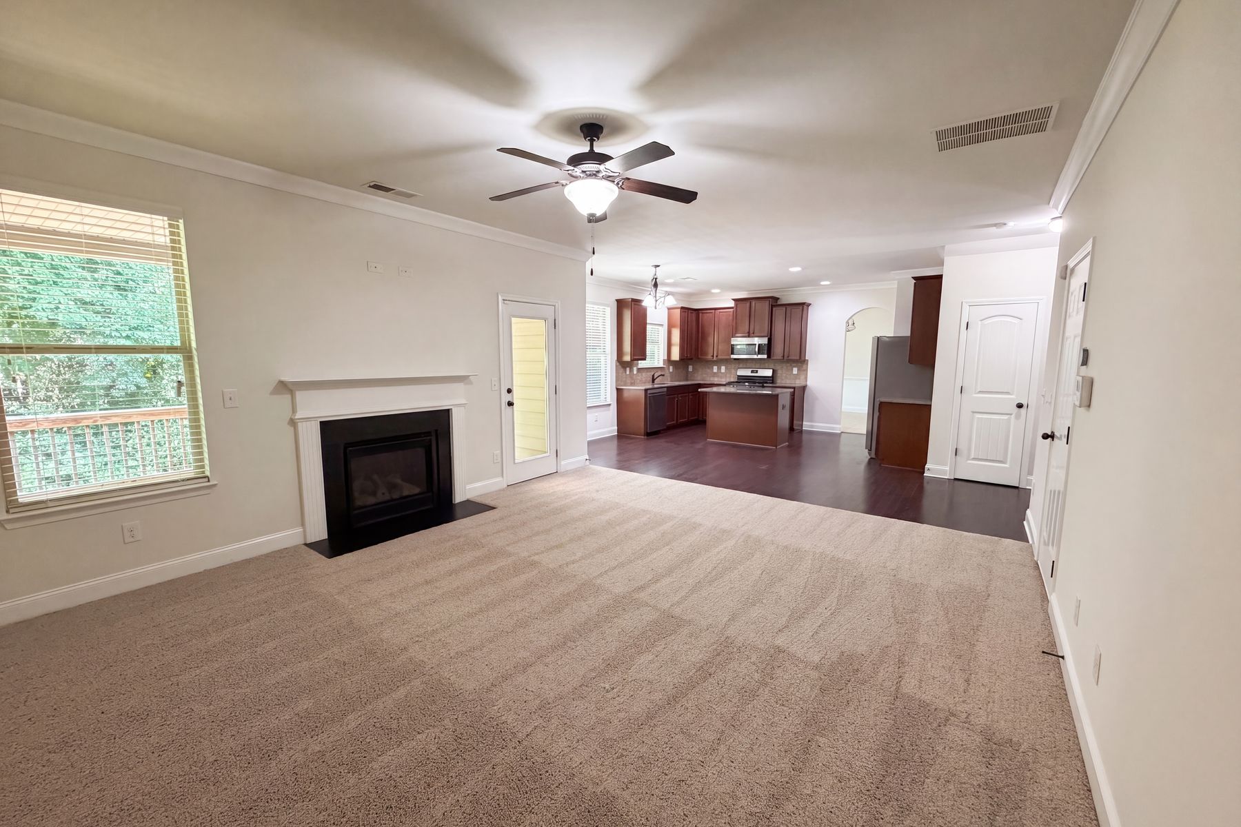 Property photo 3 of 2321 Willow Shade Ln