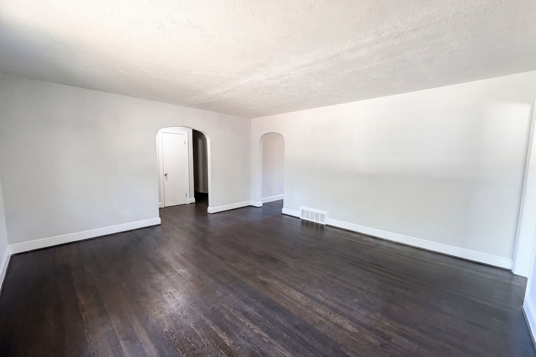 Property photo 3 of 1010 North Ave