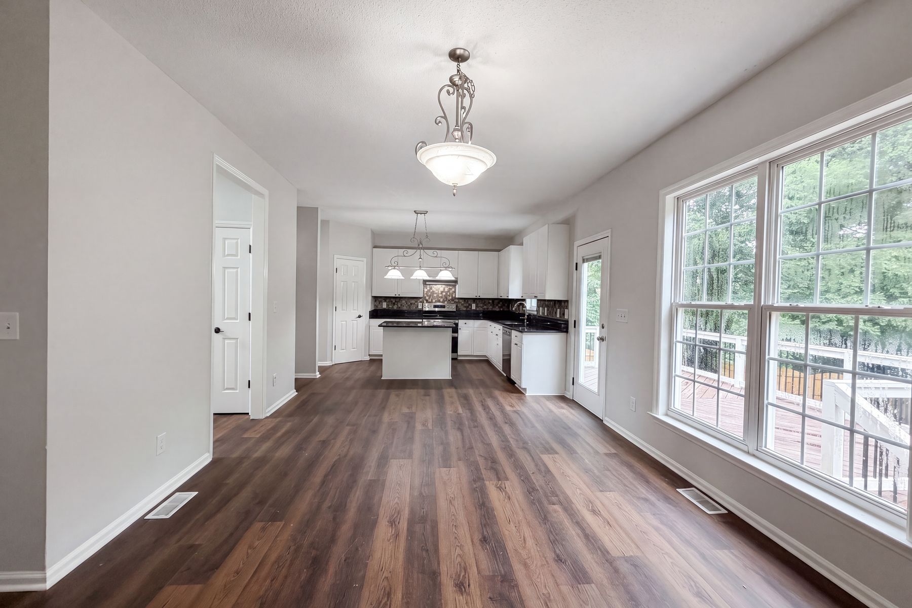 Photo 2 of 23 of 225 Sarazen Dr, Clayton, NC