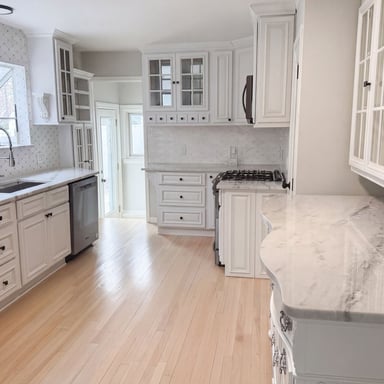 Property photo 2 of 916 Longfellow Ave