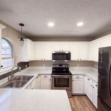 Property photo 2 of 6604 N Chesterfield Dr