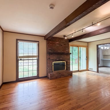Property photo 3 of 6916 N Overland Dr
