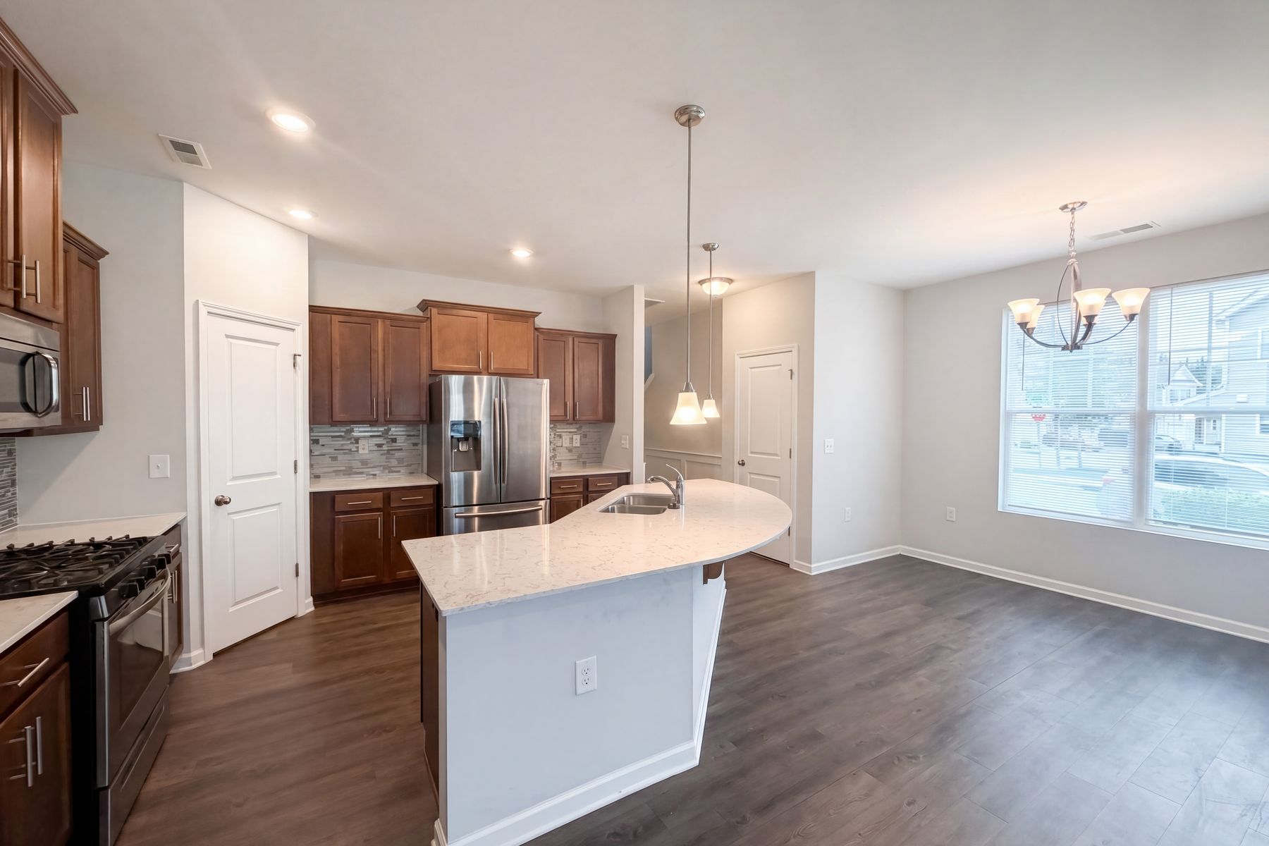 Photo 2 of 17 of 1118 Neighborly Way, Morrisville, NC